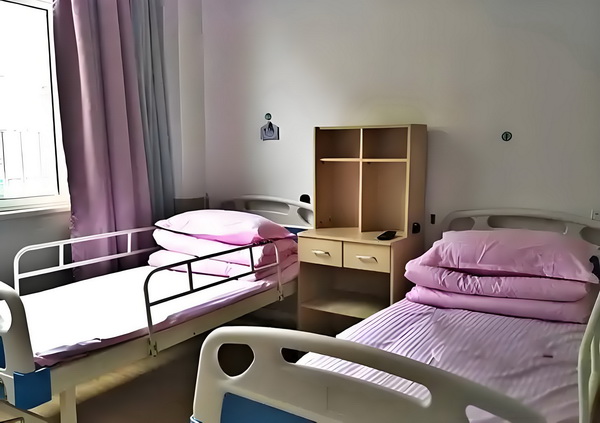 深圳毕业生入户接收短信_这版超人如何应对特朗普的时代 被给内职销党予撤务处分
