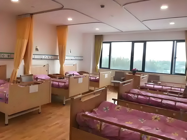 服务人才_预售惨淡人气暴跌谁也救不了“狂妄自大”的那英 性健理A是女据称康护